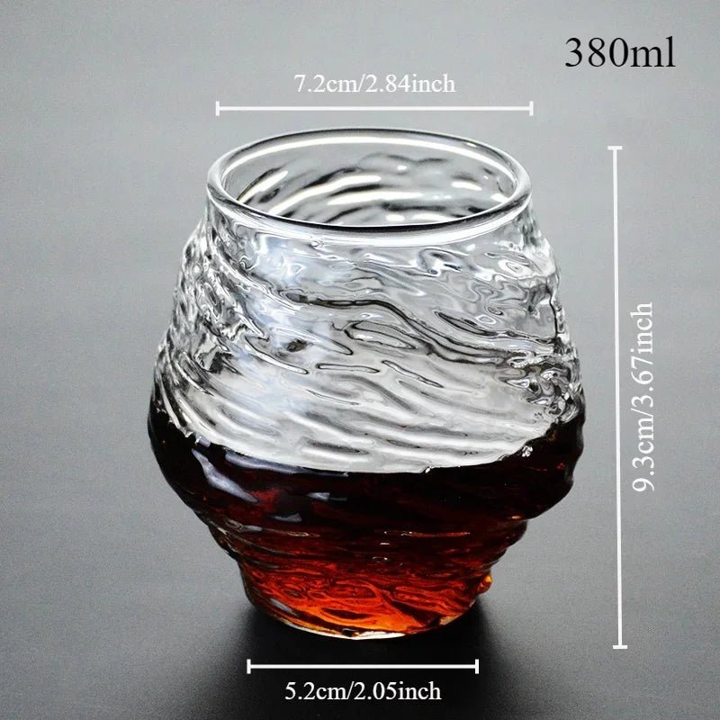3D - Whiskyglas "Japanischer Berg": Handgefertigtes Glas mit Holzbox für Liebhaber - ApolettaApoletta