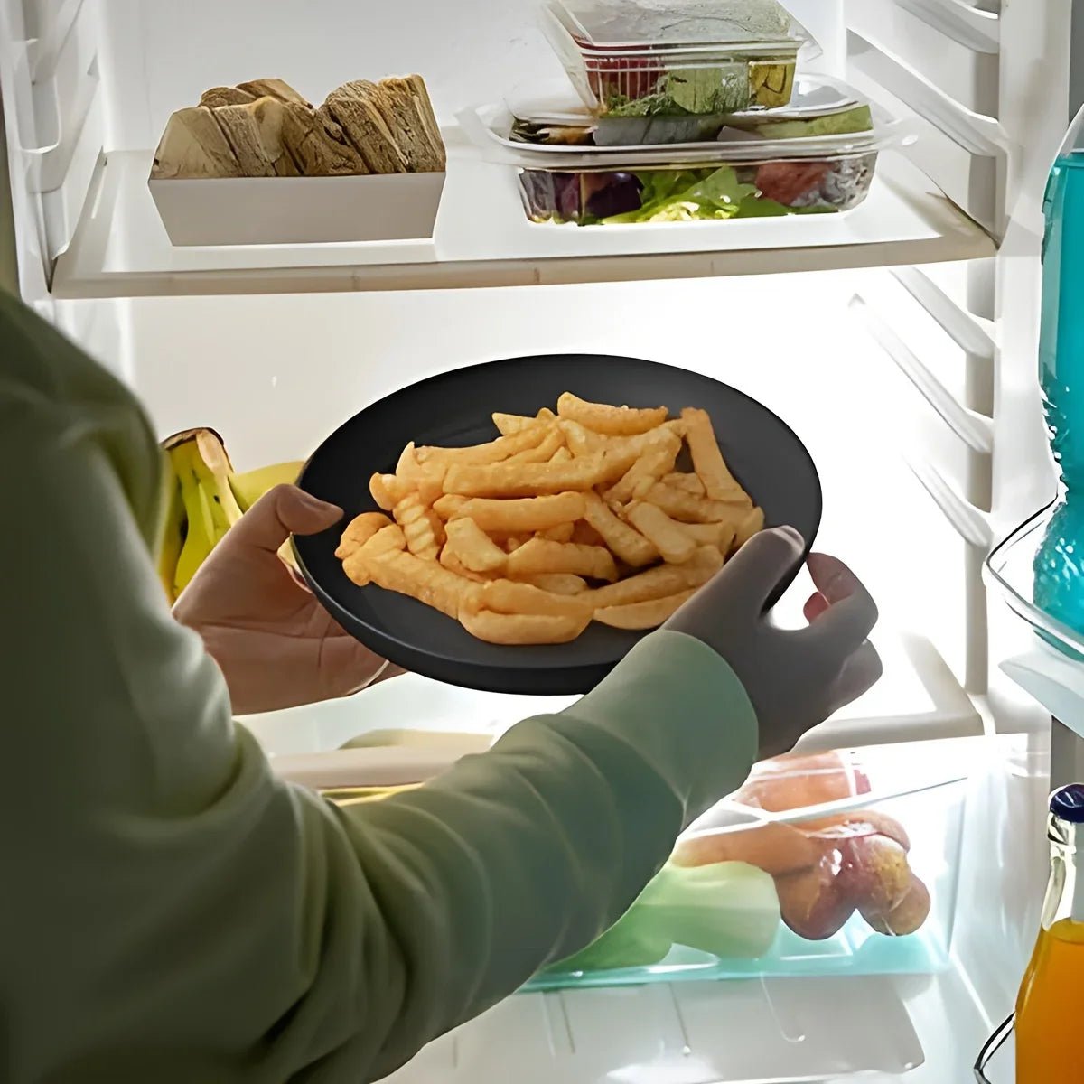 16 - teiliges Geschirrset: Teller, Schüsseln & Tassen für Zuhause, Camping und Party - ApolettaApoletta