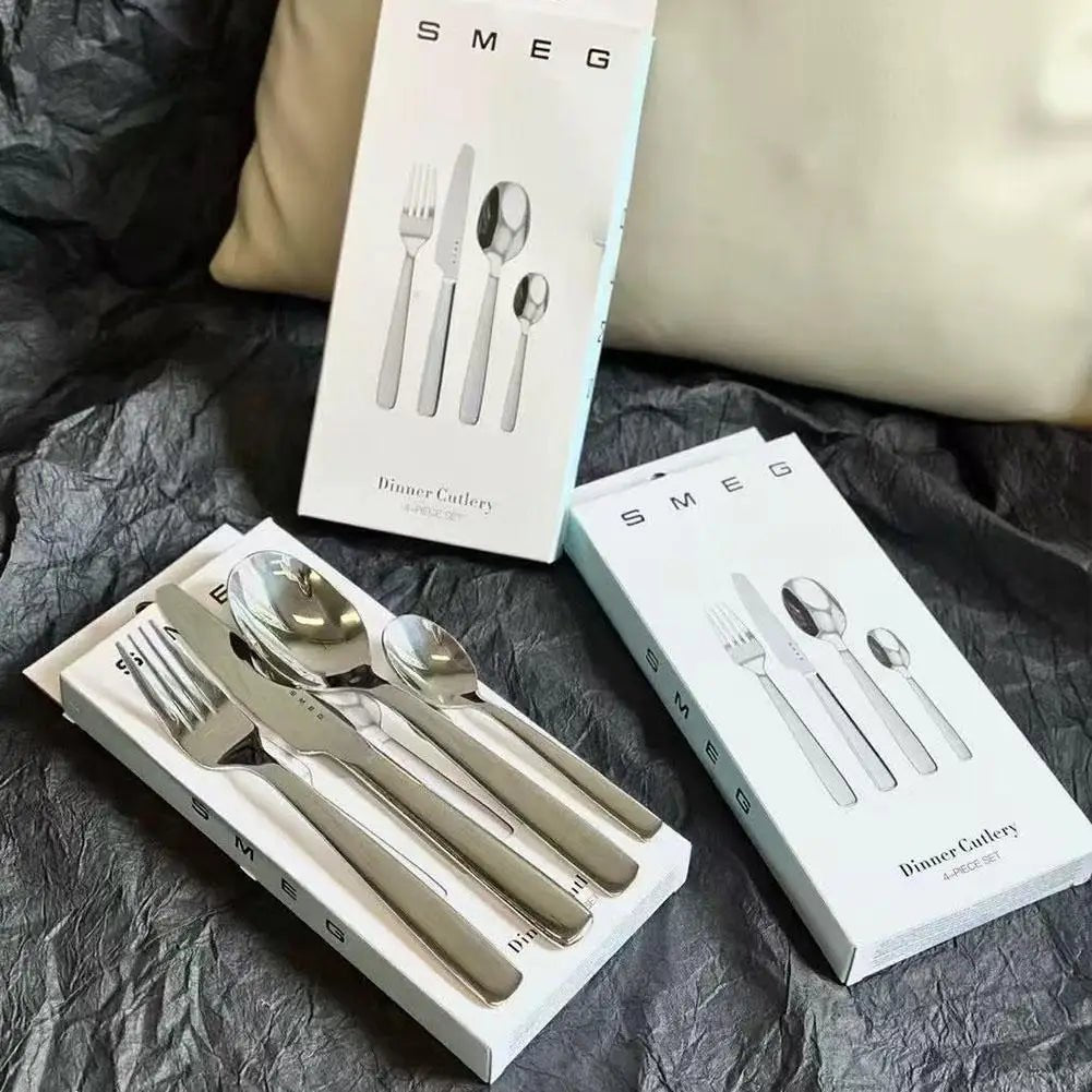 4er - Set Besteck im italienischen Stil: Edelstahl - Gabel, Löffel & Messer - ApolettaApoletta