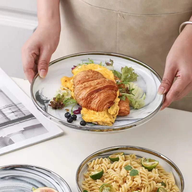 Keramikteller mit Silberrand: Marmor - Design für Steak, Schüsseln & Familien - Dinner - ApolettaApoletta