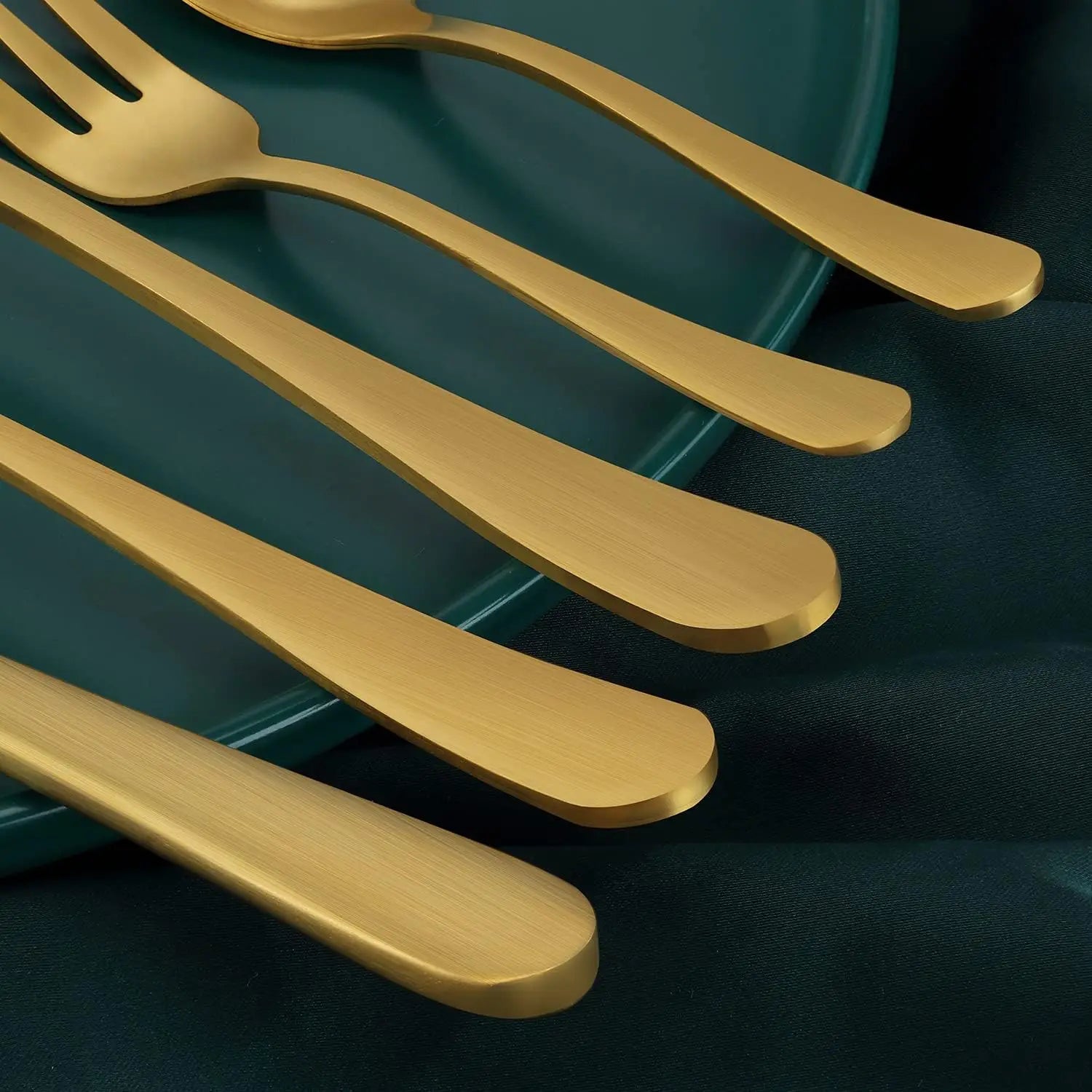 60 - teiliges goldenes Besteck - Set: Hochwertiges Edelstahl - Geschirr für den Geschirrspüler - ApolettaApoletta