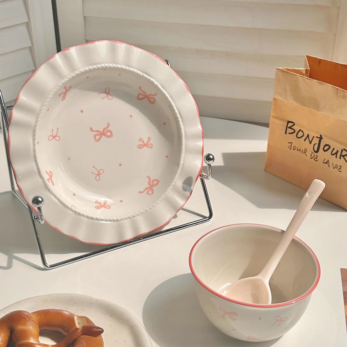 Keramik - Set mit Schleife (6 - teilig): Niedliche Schüssel & Teller für den täglichen Gebrauch - ApolettaApoletta