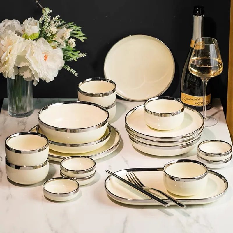 Keramikteller mit Silberrand: Stilvolles Geschirr - Set für Steak & Co. - ApolettaApoletta