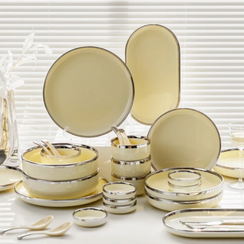 Keramikteller mit Silberrand: Stilvolles Geschirr - Set für Steak & Co. - ApolettaApoletta