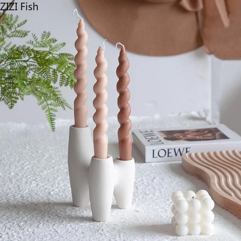 Kerzenhalter in Dreiecksform aus Keramik - ApolettaApoletta