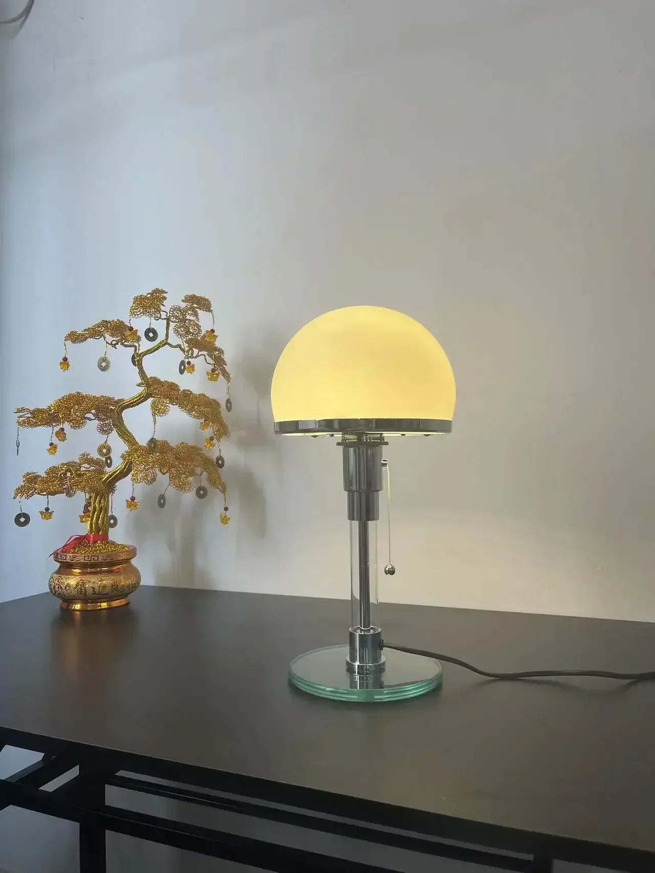 Minimalistische LED - Stehlampe im dänischen Industrial - Stil – Augenschonendes Licht für Ihr Zuhause - ApolettaApoletta