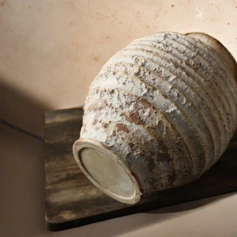 Rustikale Keramikvase im Vintage - Stil - ApolettaApoletta