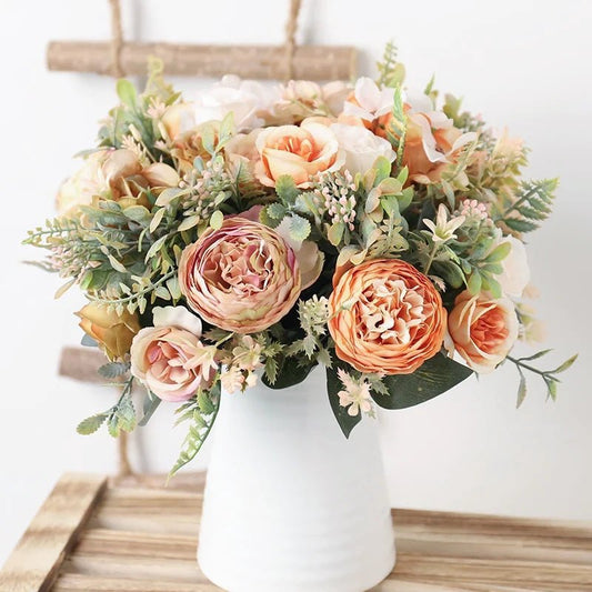 Künstliche weiße Rosen: Seiden - Blumen für Hochzeit, Herbst & Luxus - Arrangement - ApolettaApoletta