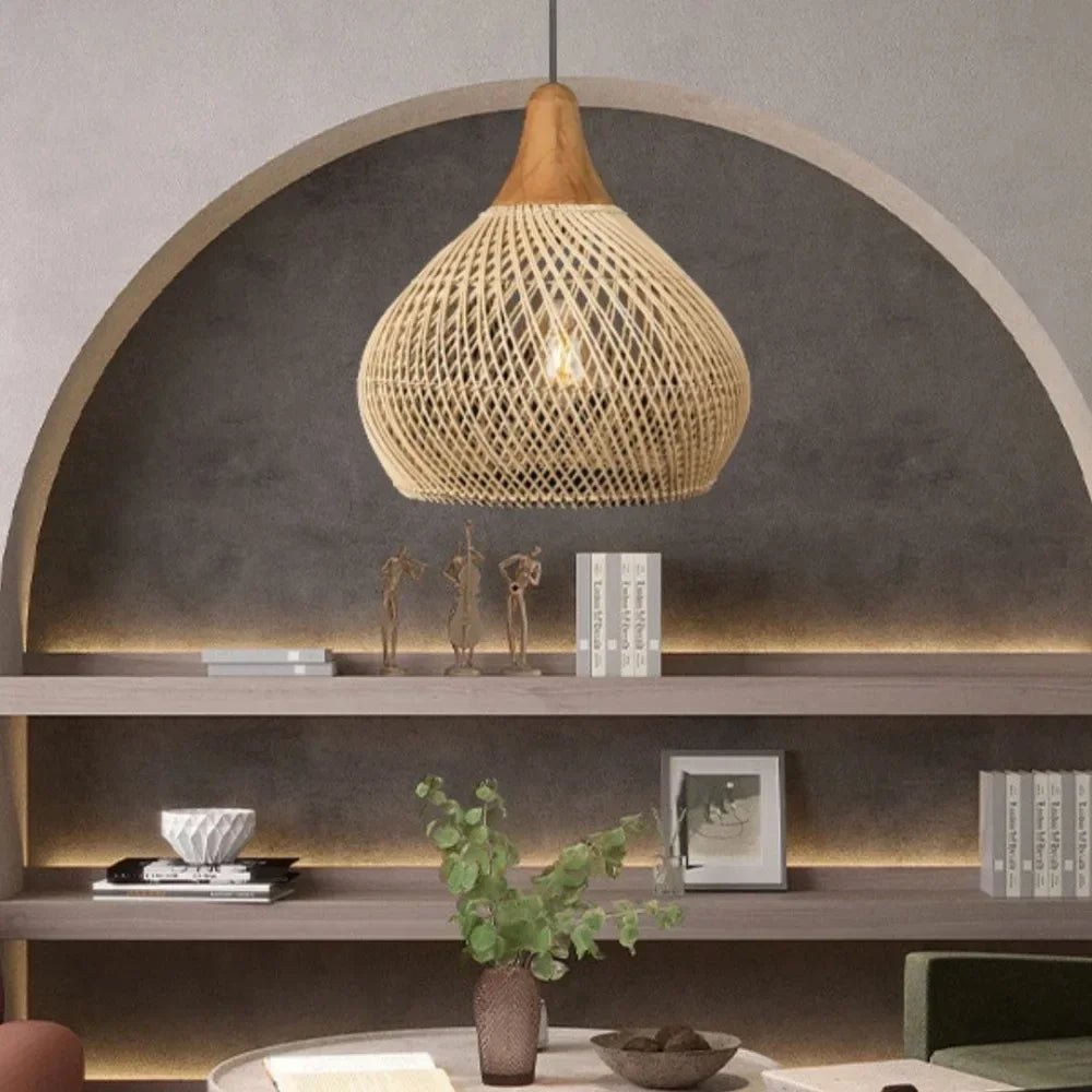 Beige Rattan - Pendelleuchte: Wabi - Sabi - Kronleuchter für Esszimmer & Wohnzimmer - ApolettaApoletta