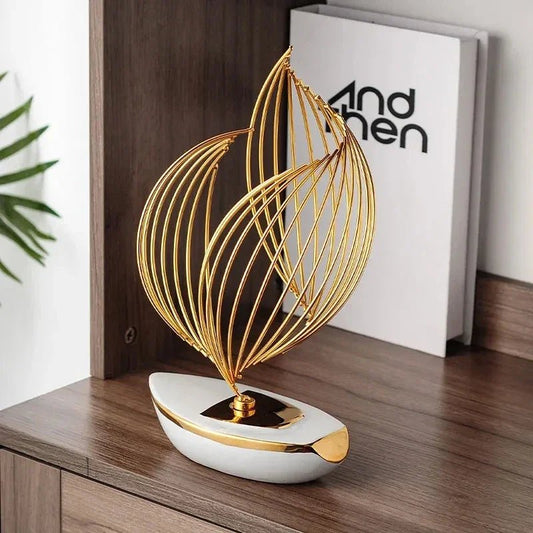 Abstrakte Skulptur aus Keramik & Metall: Moderne Dekoration für Wohnzimmer & Büro - ApolettaApoletta