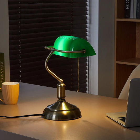 Moderne LED - Bank - Schreibtischlampe mit Zugschalter – Perfekt für Büro & Schlafzimmer - ApolettaApoletta
