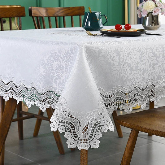 Rechteckige Tischdecke für elegante Esstische: Luxuriös bestickte weiße Tischdecke - ApolettaApoletta