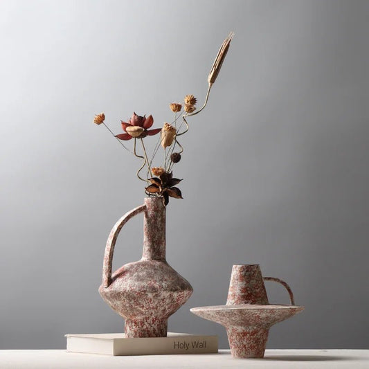 Keramikvase: Handgefertigte Blumenvase im Vintage - Stil mit Griff - ApolettaApoletta