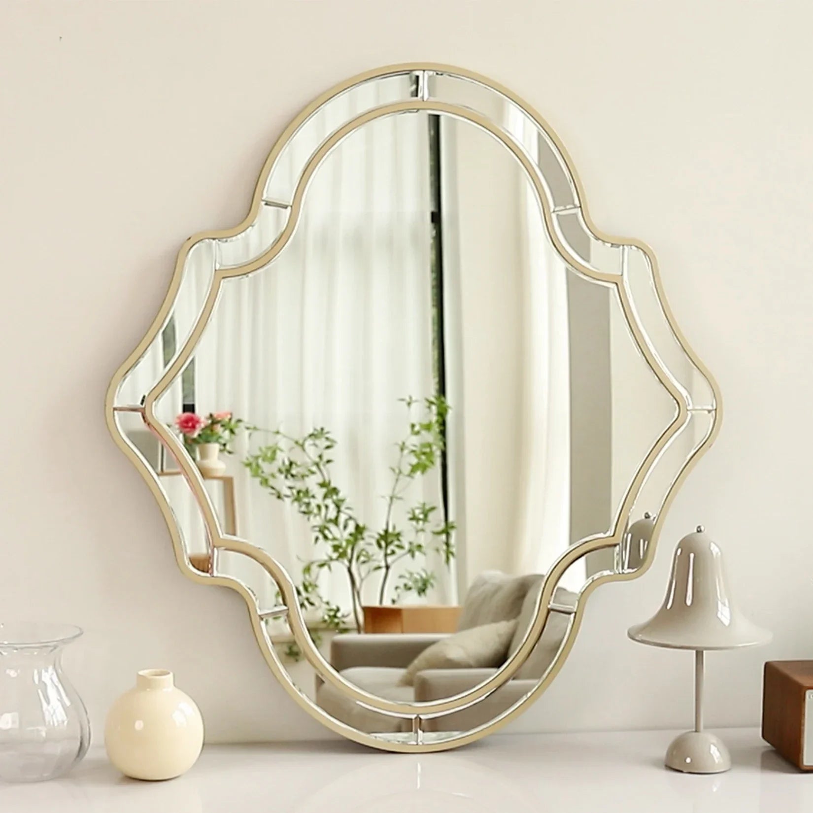 Großer Goldener Wandspiegel: Glasrahmen & Goldrand für Wohnzimmer & Flur - ApolettaApoletta