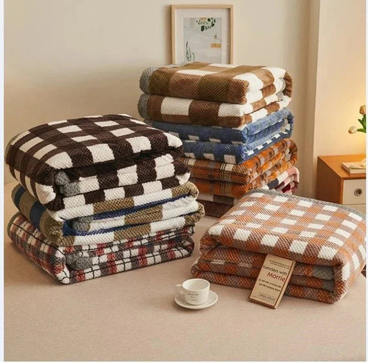 Japanische Strickdecke aus Chenille - Garn: Maschinenwaschbarer Überwurf für Couch & Bett - ApolettaApoletta