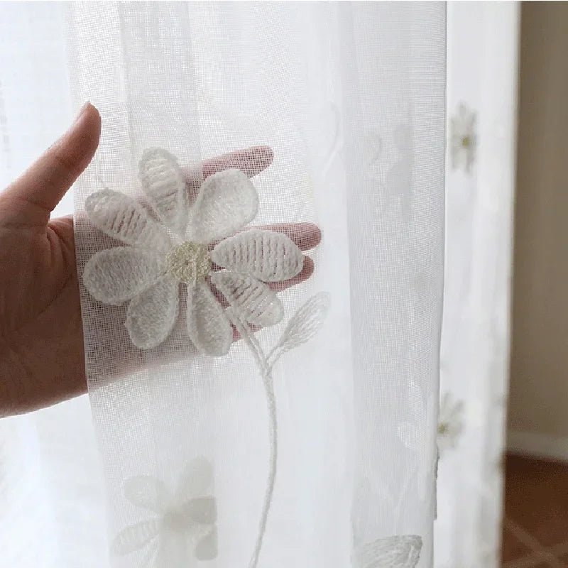 Luxuriöse, blumenbestickte Voile - Vorhänge: Transparente Eleganz für Wohn - & Schlafzimmer - ApolettaApoletta