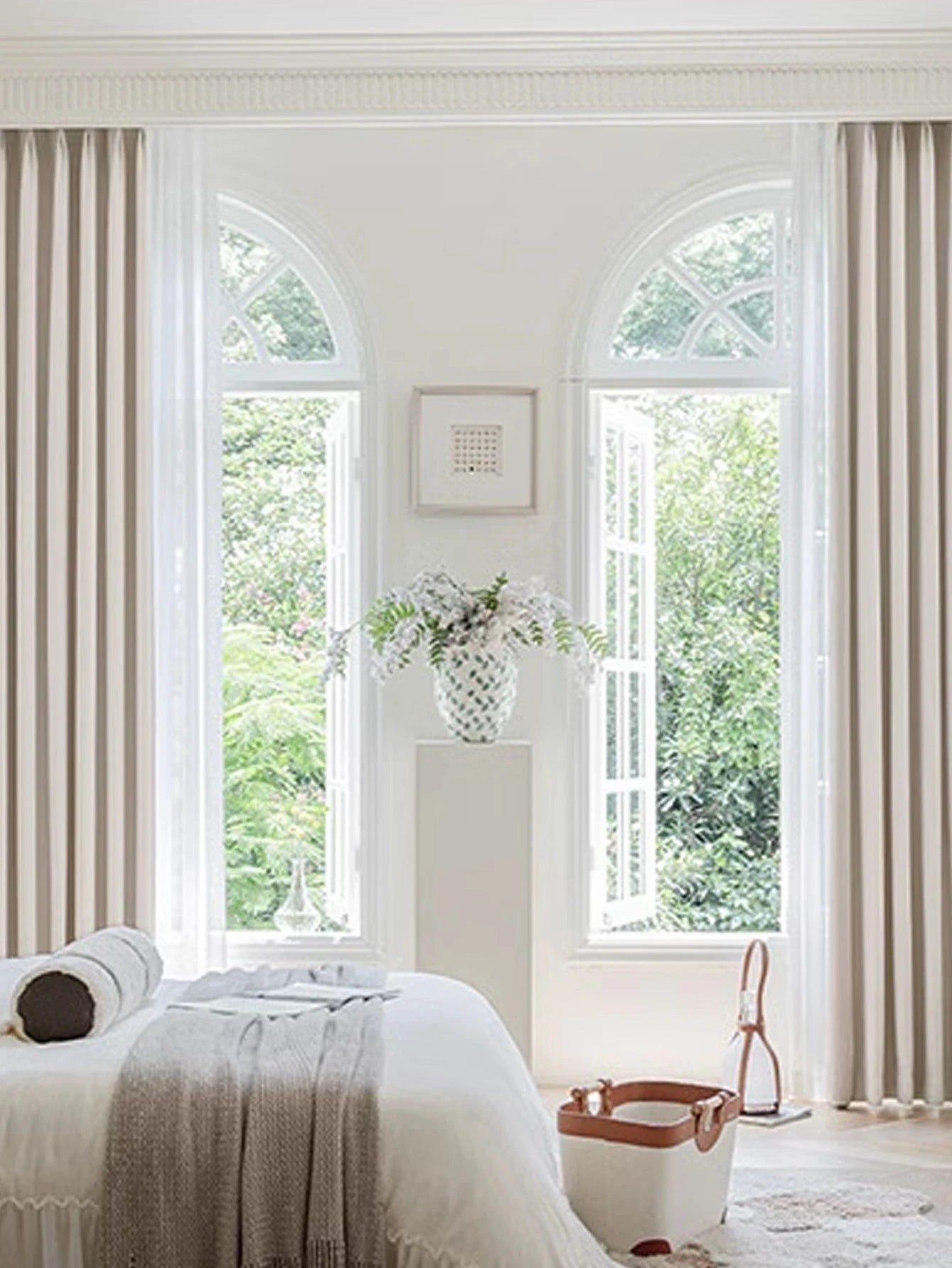 Schlafzimmer - Verdunkelungsvorhänge: Schalldämmend & ohne Bohren für erholsamen Schlaf - ApolettaApoletta