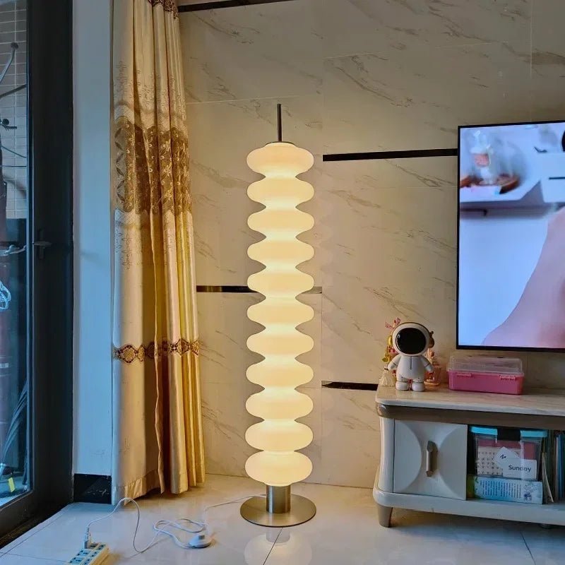 Dänische Kürbislampe: Designer - Stehlampe für Wohn - und Schlafzimmer - ApolettaApoletta