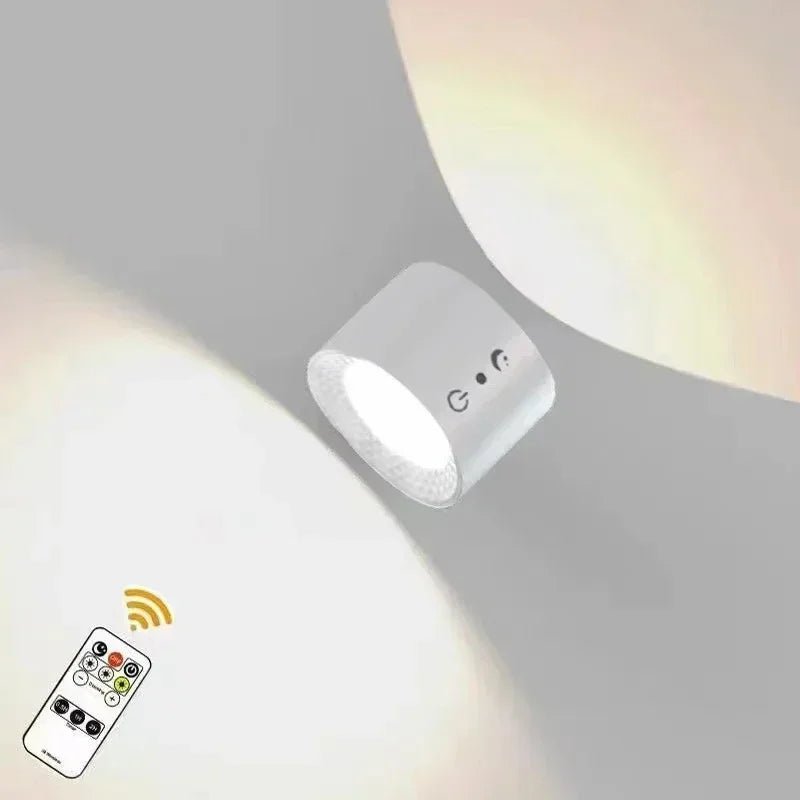 Smarte LED - Wandleuchte mit Touch - Control: 360° drehbar & kabellos für Schlafzimmer - ApolettaApoletta