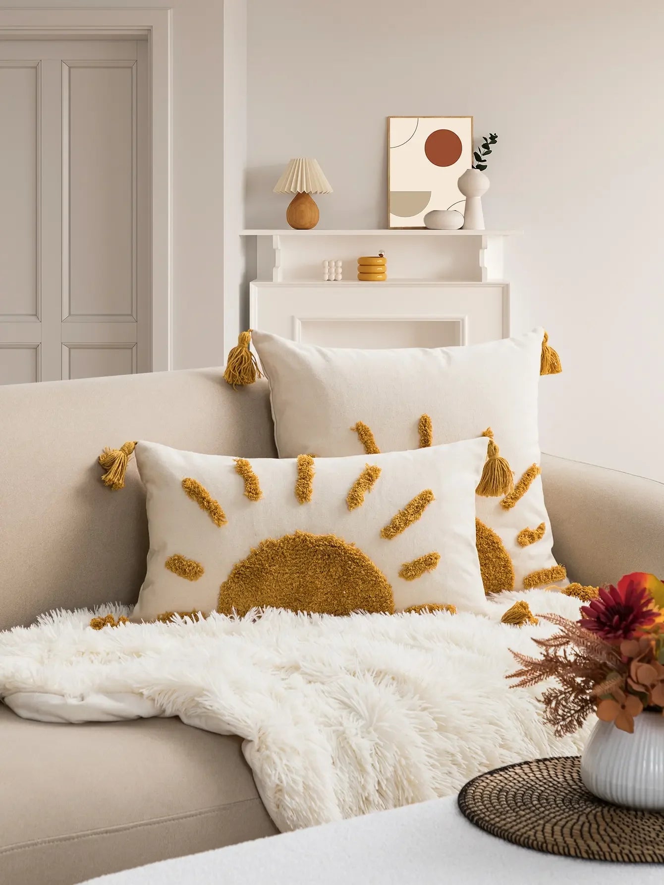 Getufteter Kissenbezug: Gelbes Sonnen - Muster im Boho - Stil für Sofa & Bett - ApolettaApoletta